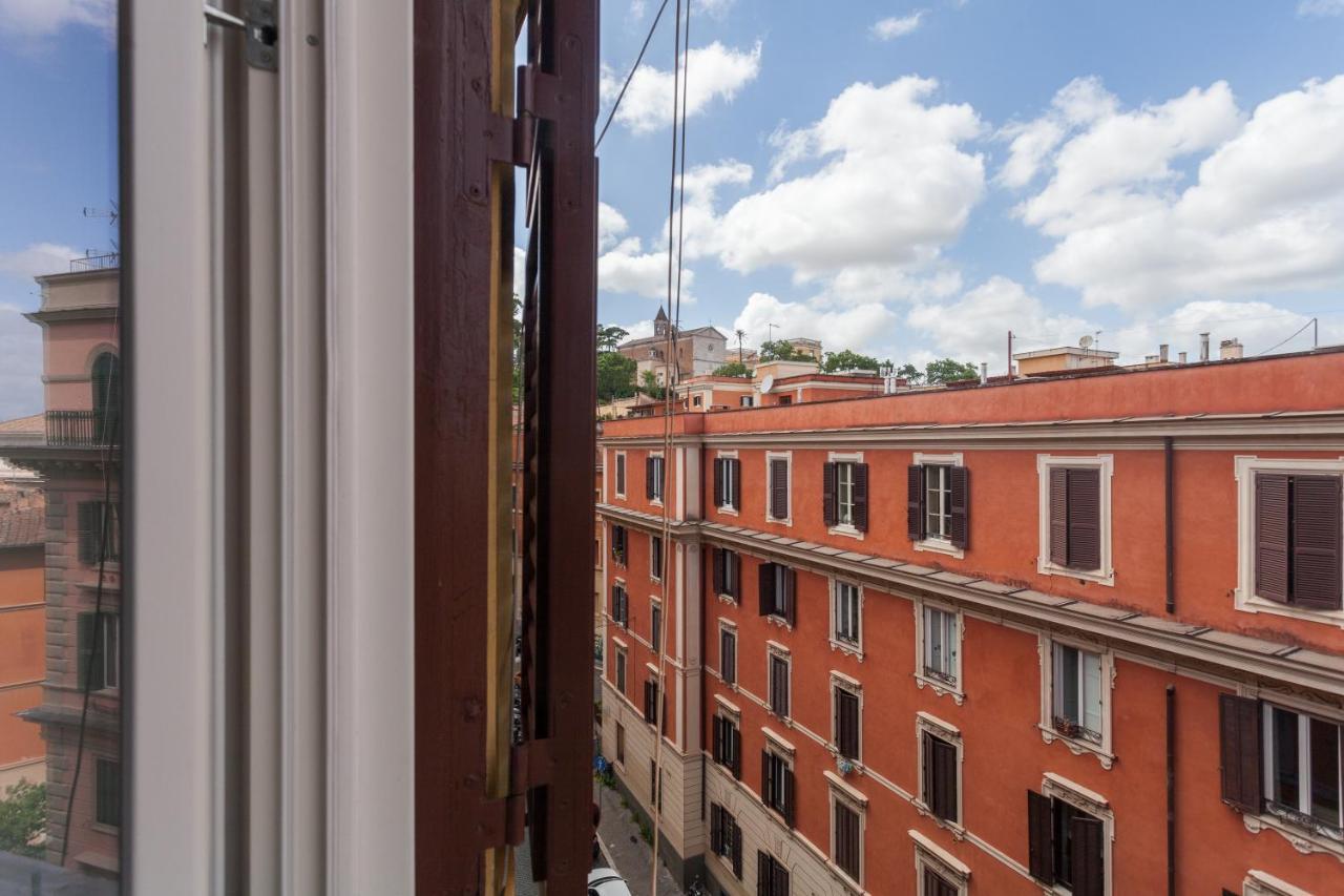 רומא Ambio Suites Luxury Trastevere מראה חיצוני תמונה
