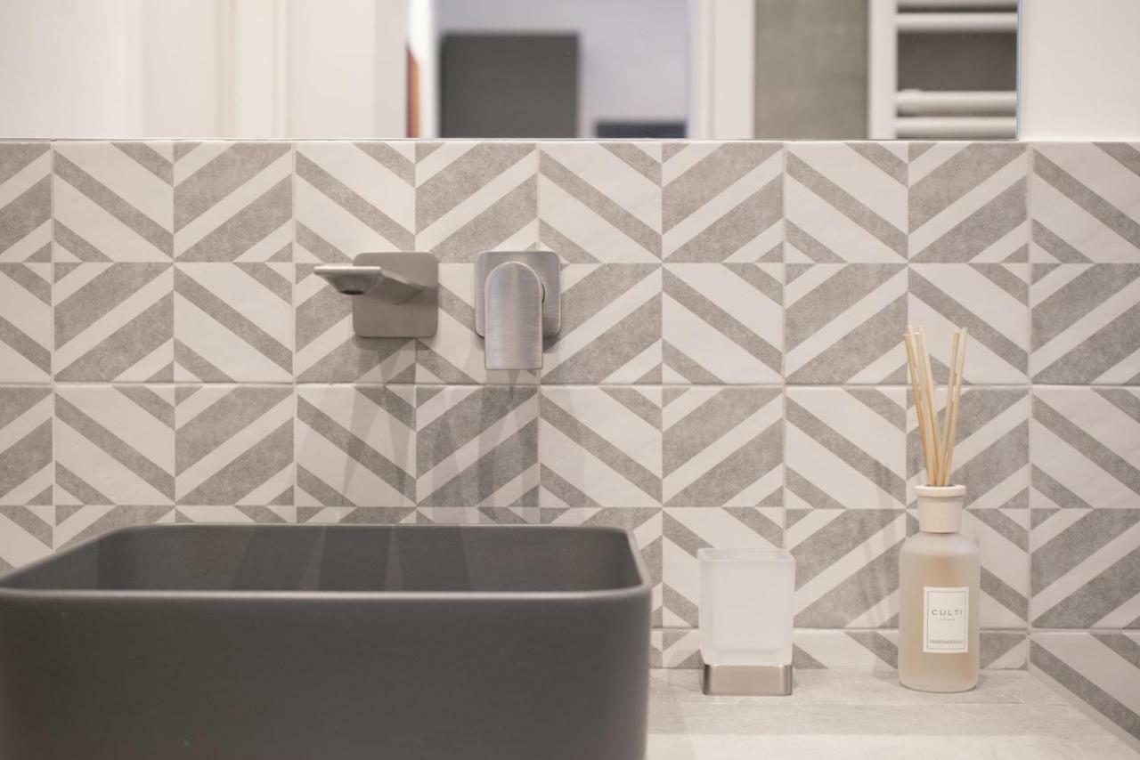 רומא Ambio Suites Luxury Trastevere מראה חיצוני תמונה